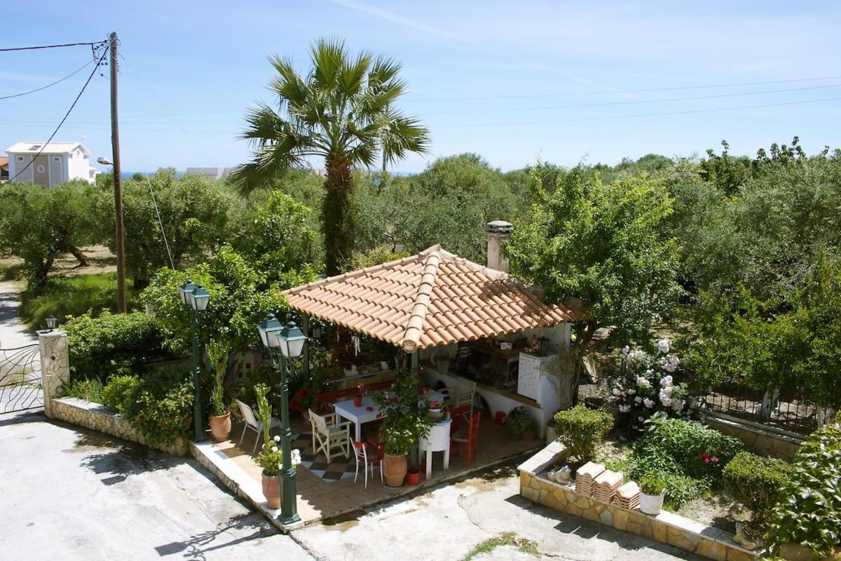 Theros Villa Plános Esterno foto