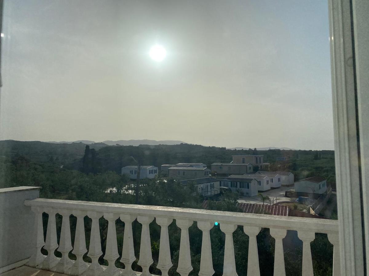 Theros Villa Plános Esterno foto